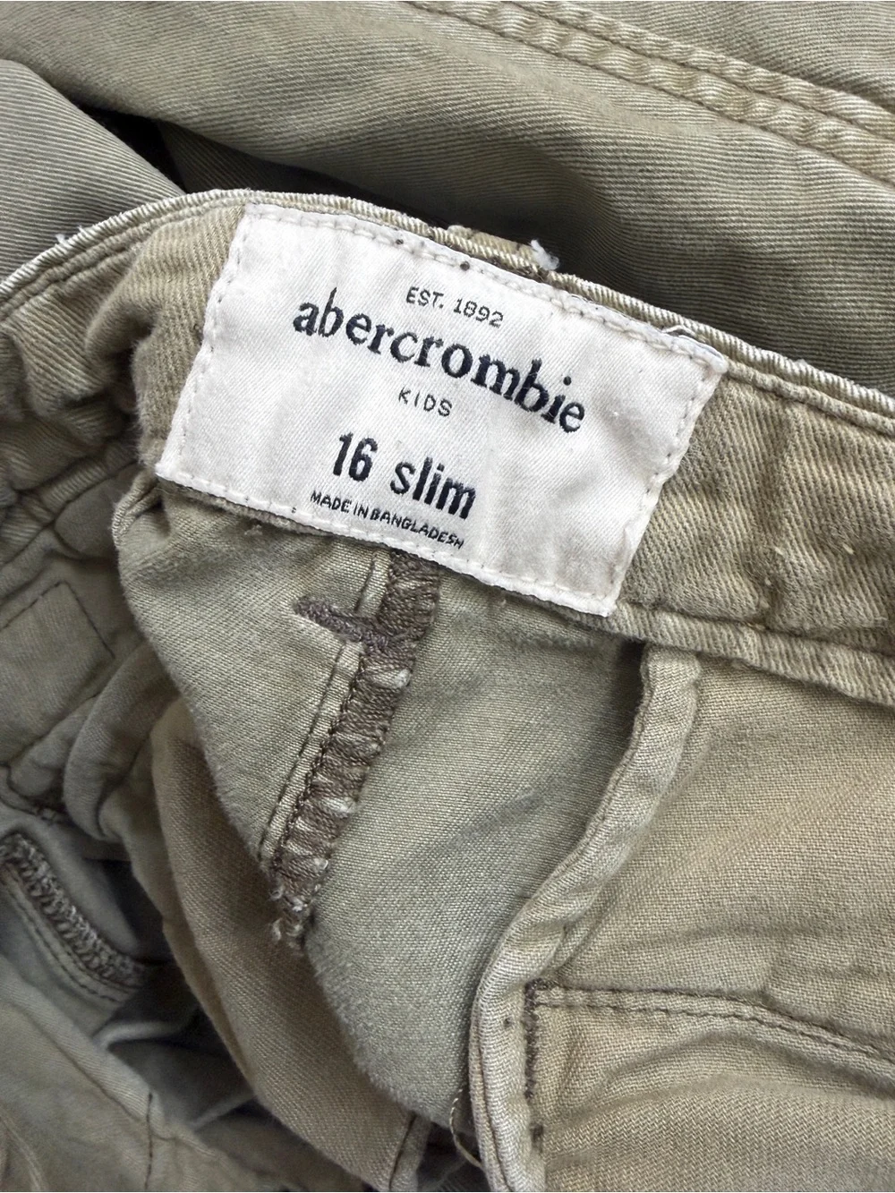 Abercrombie kids olive green straight leg pants size 16 slim EUC
